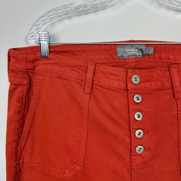 Torrid Picante Mom Straight Vintage Stretch High-Rise Jean Raw Hem Size 14 Tall - Picture 5 of 8